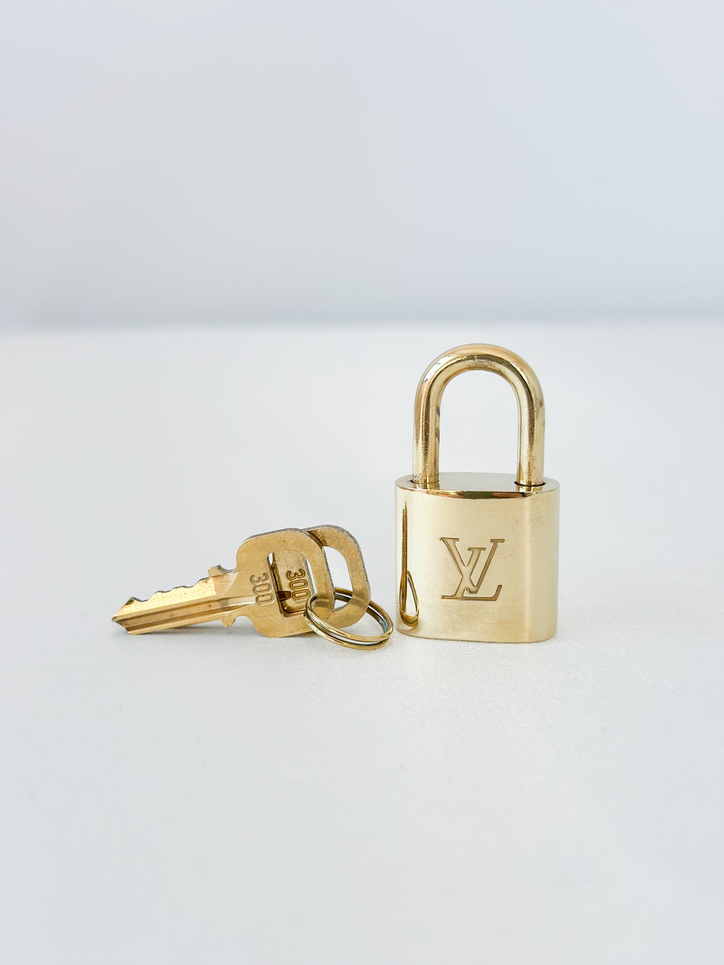 Louis Vuitton Padlock 300 - 2 Keys