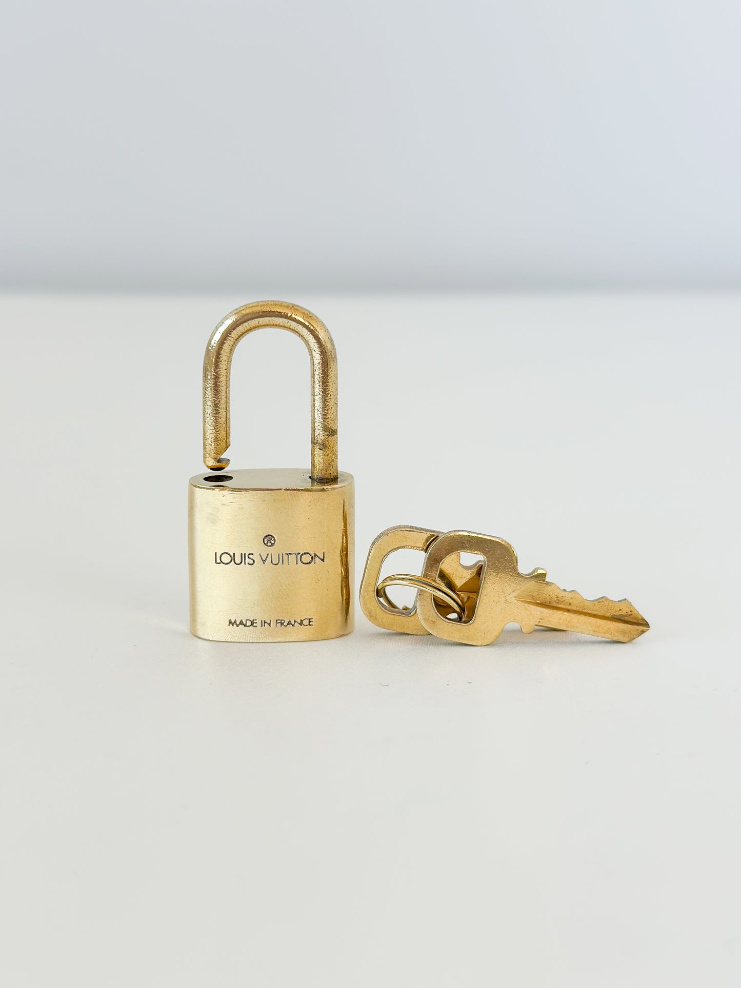 Louis Vuitton Padlock 302 - 2 Keys
