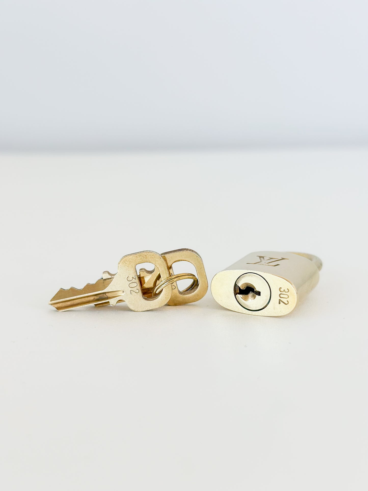 Louis Vuitton Padlock 302 - 2 Keys