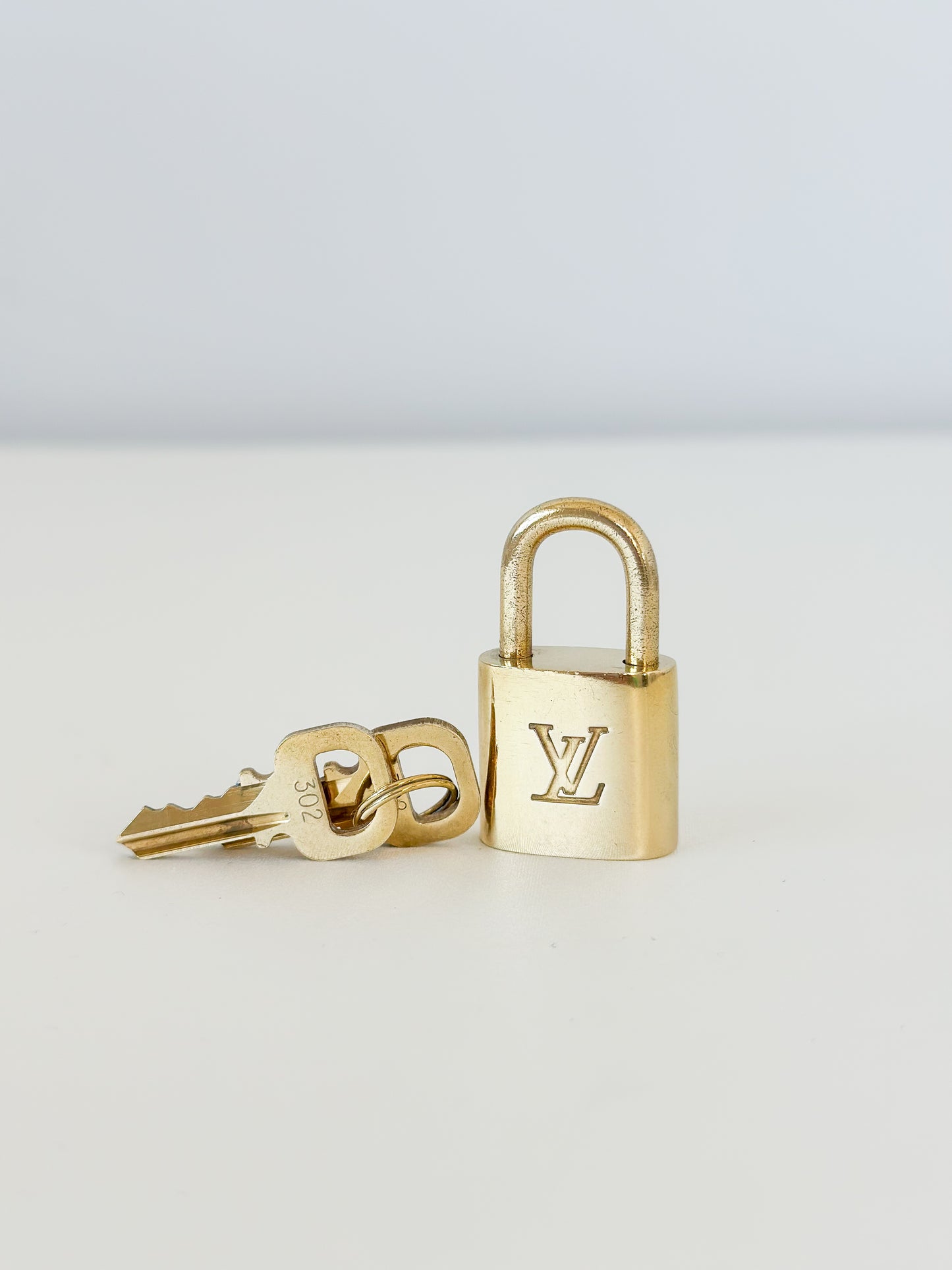 Louis Vuitton Padlock 302 - 2 Keys
