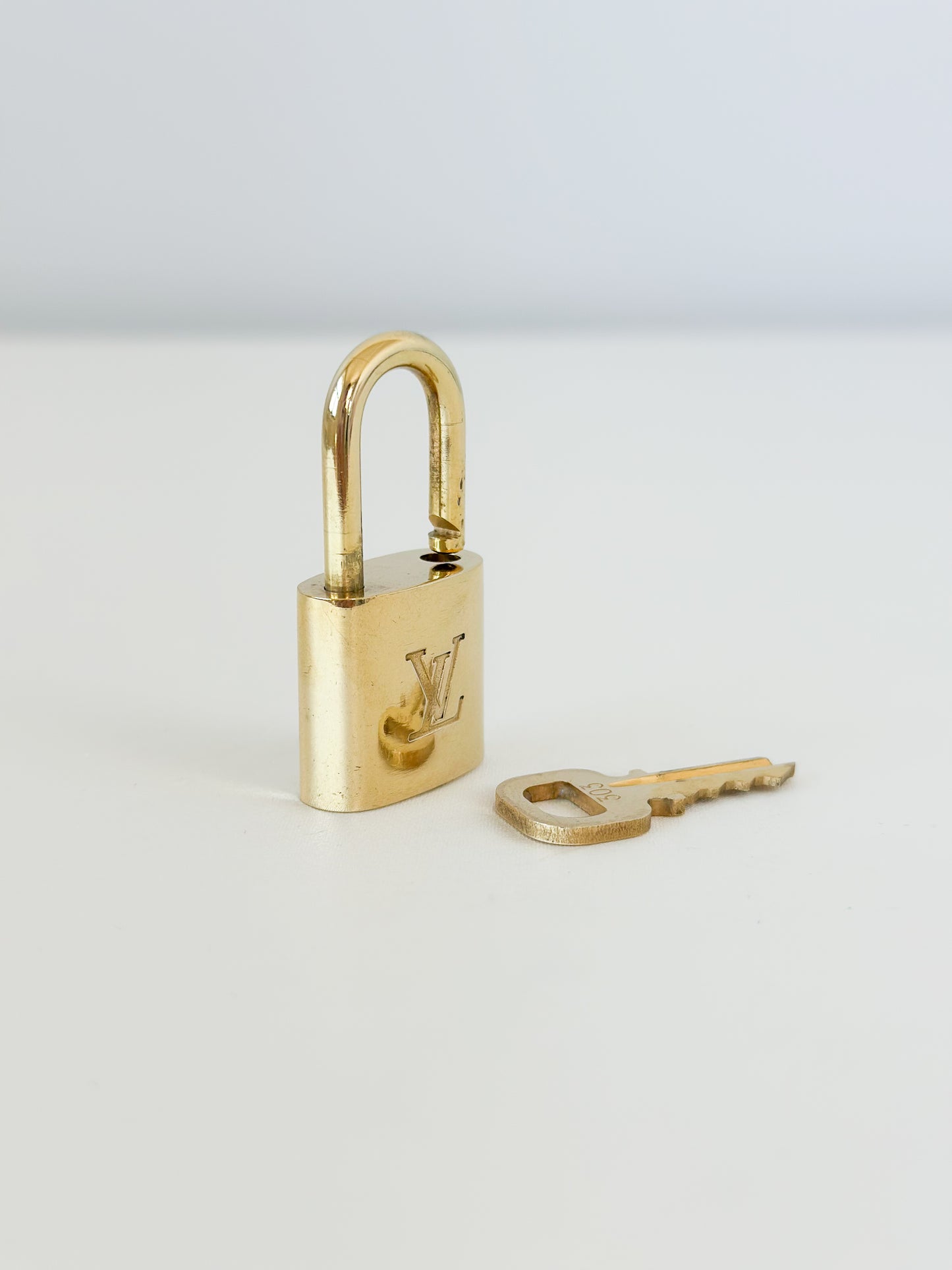 Louis Vuitton Padlock 303