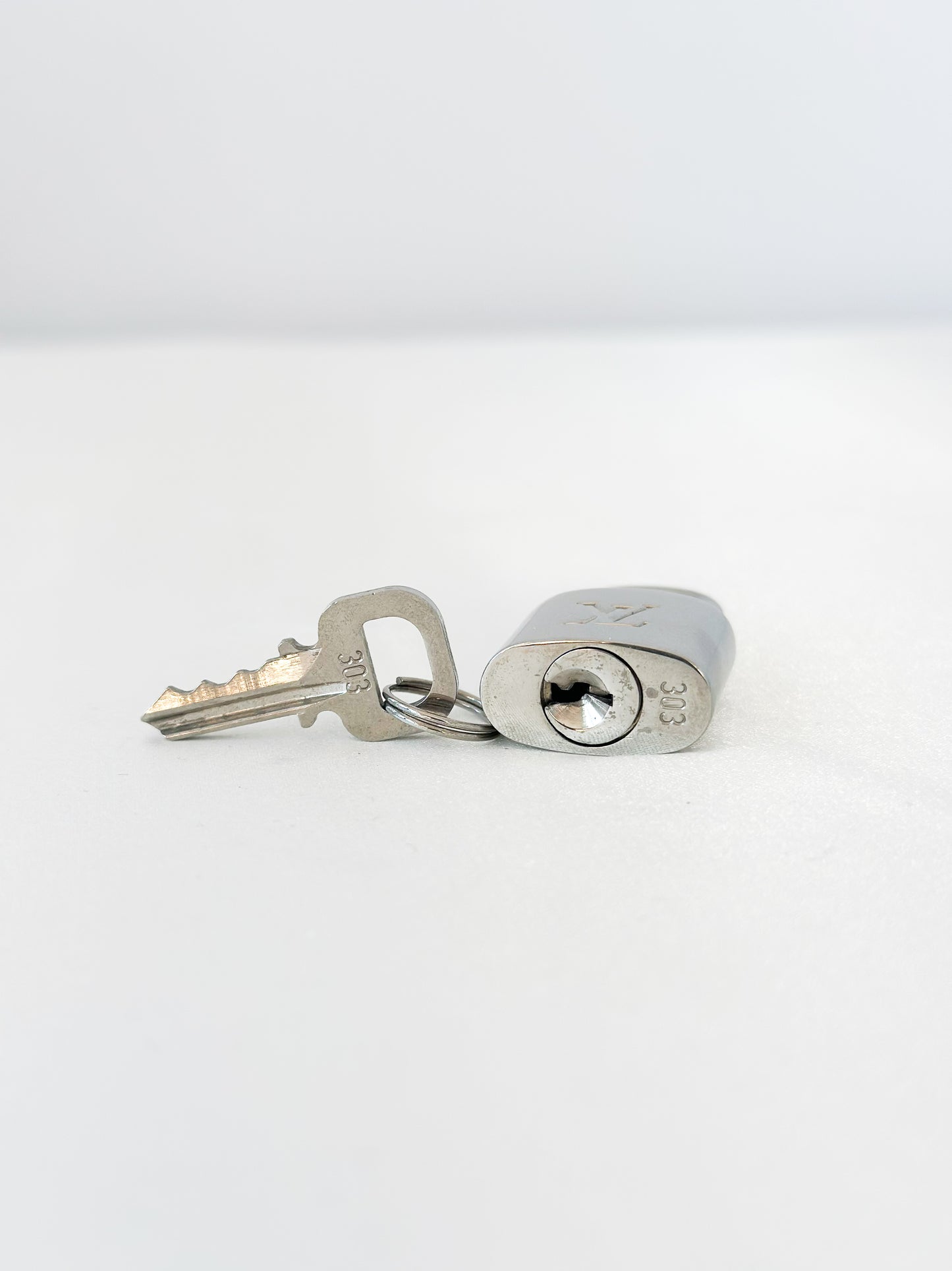 Louis Vuitton Silver Padlock Set 303