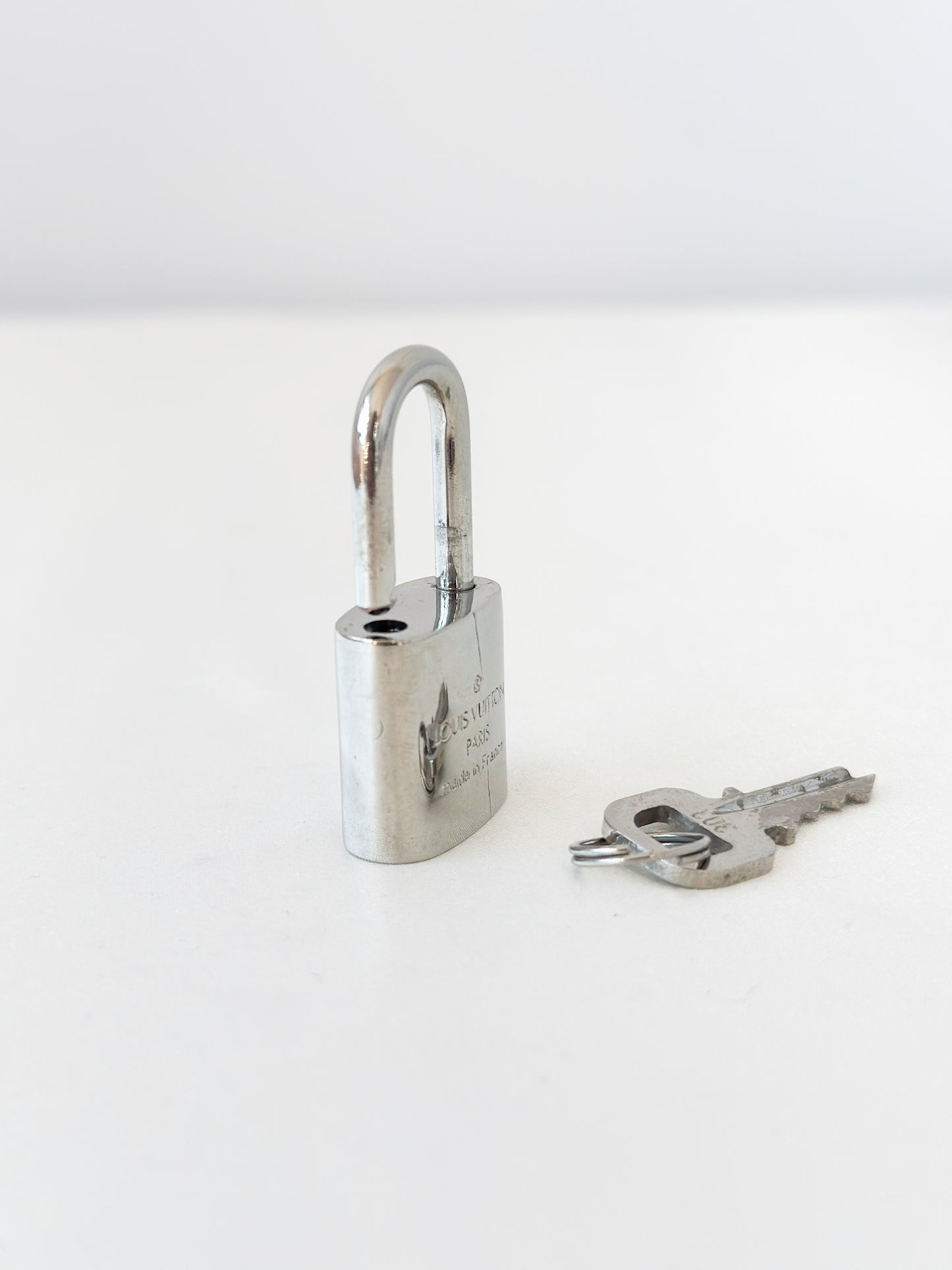 Louis Vuitton Silver Padlock Set 303