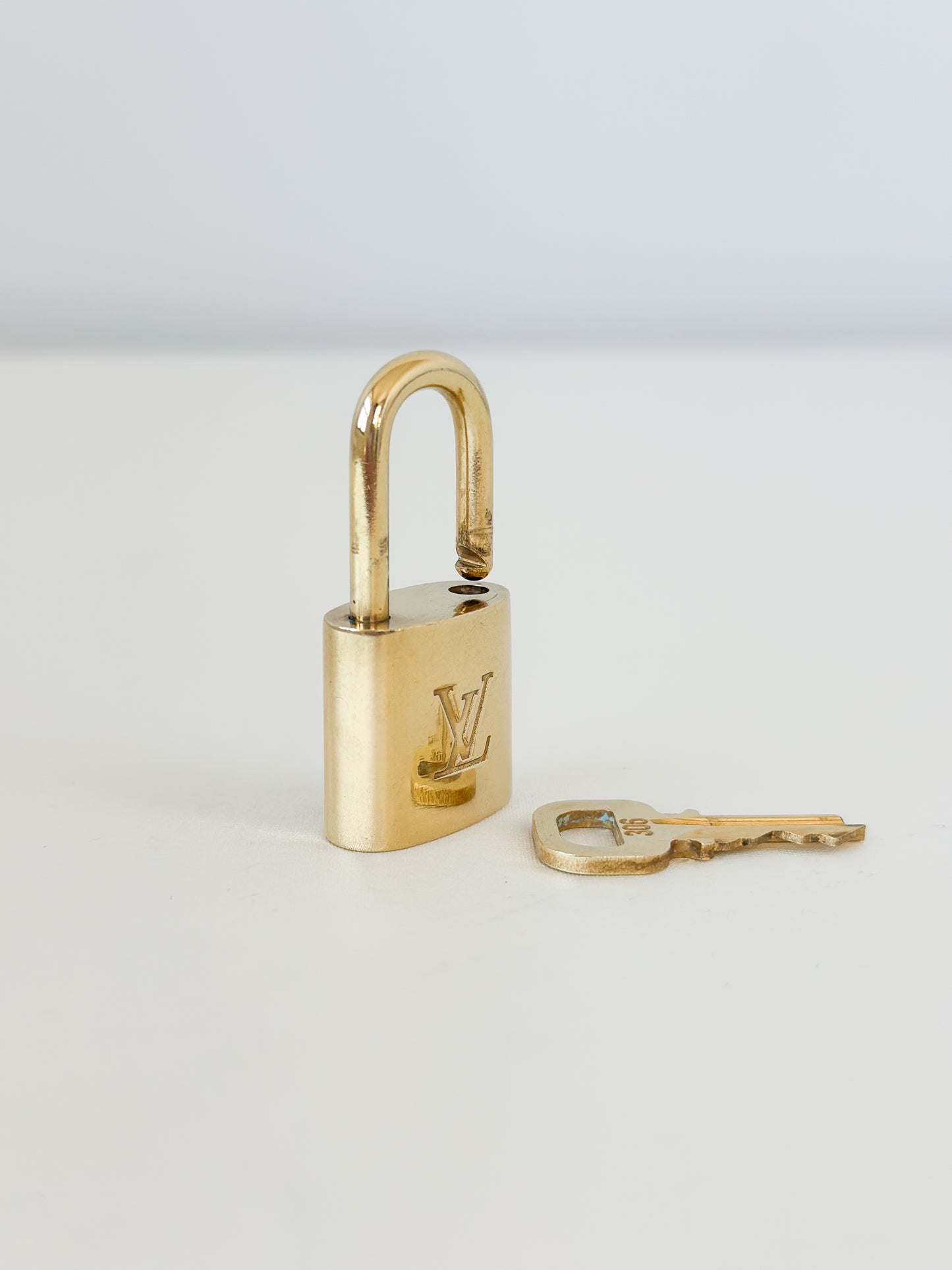 Louis Vuitton Padlock 306