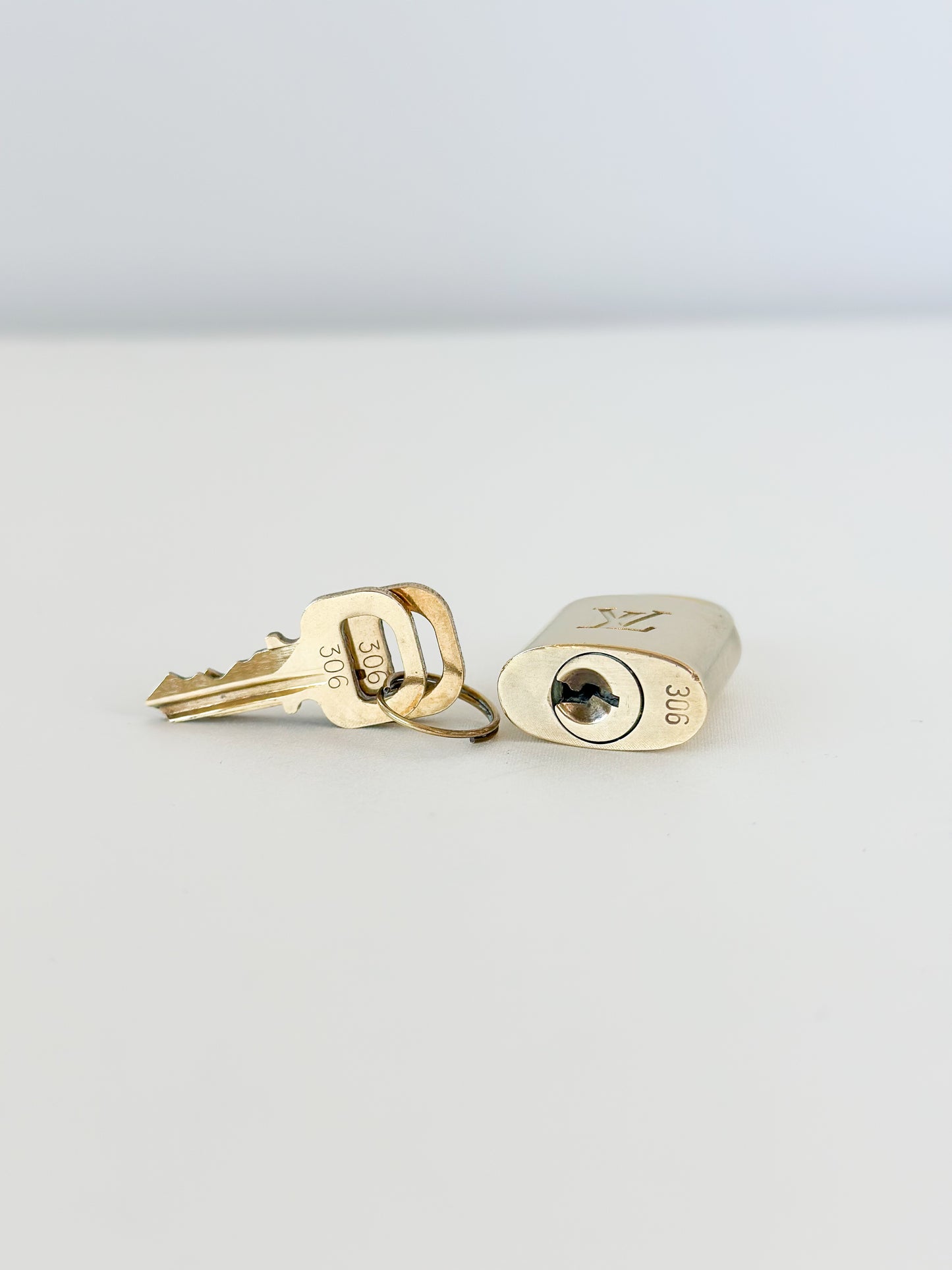 Louis Vuitton Padlock 306 - 2 Keys
