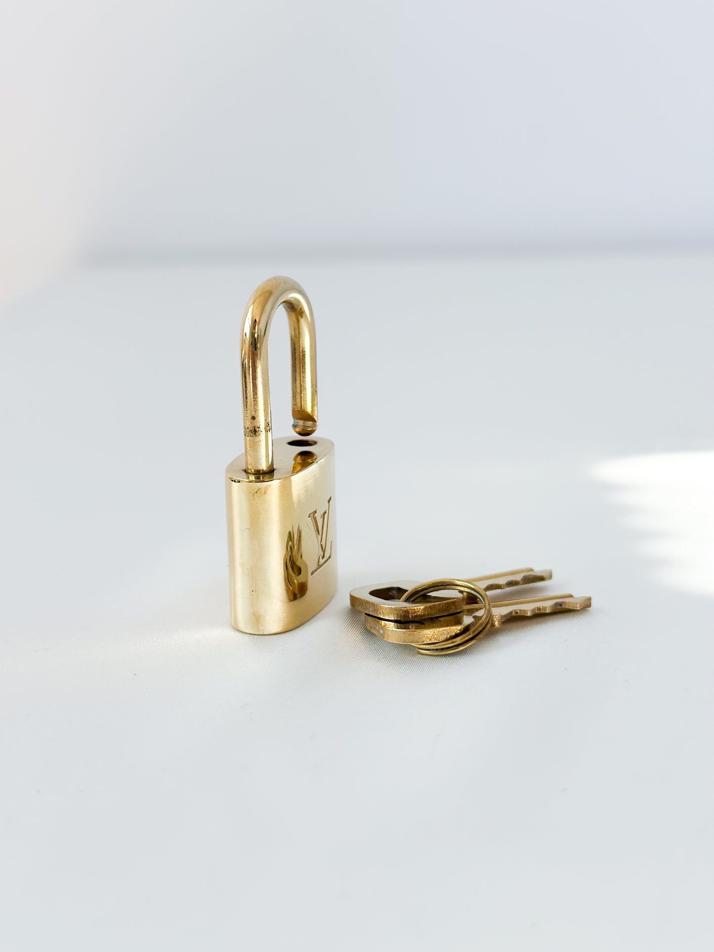 Louis Vuitton Padlock 315 - 2 Keys
