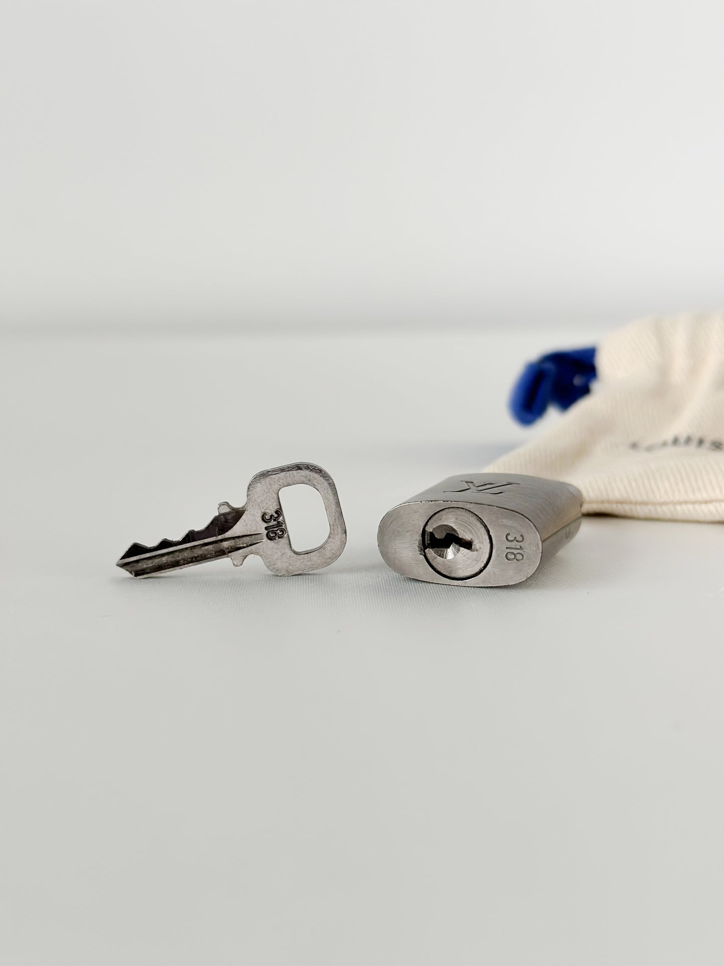 Louis Vuitton Brushed Titanium Padlock Set 318
