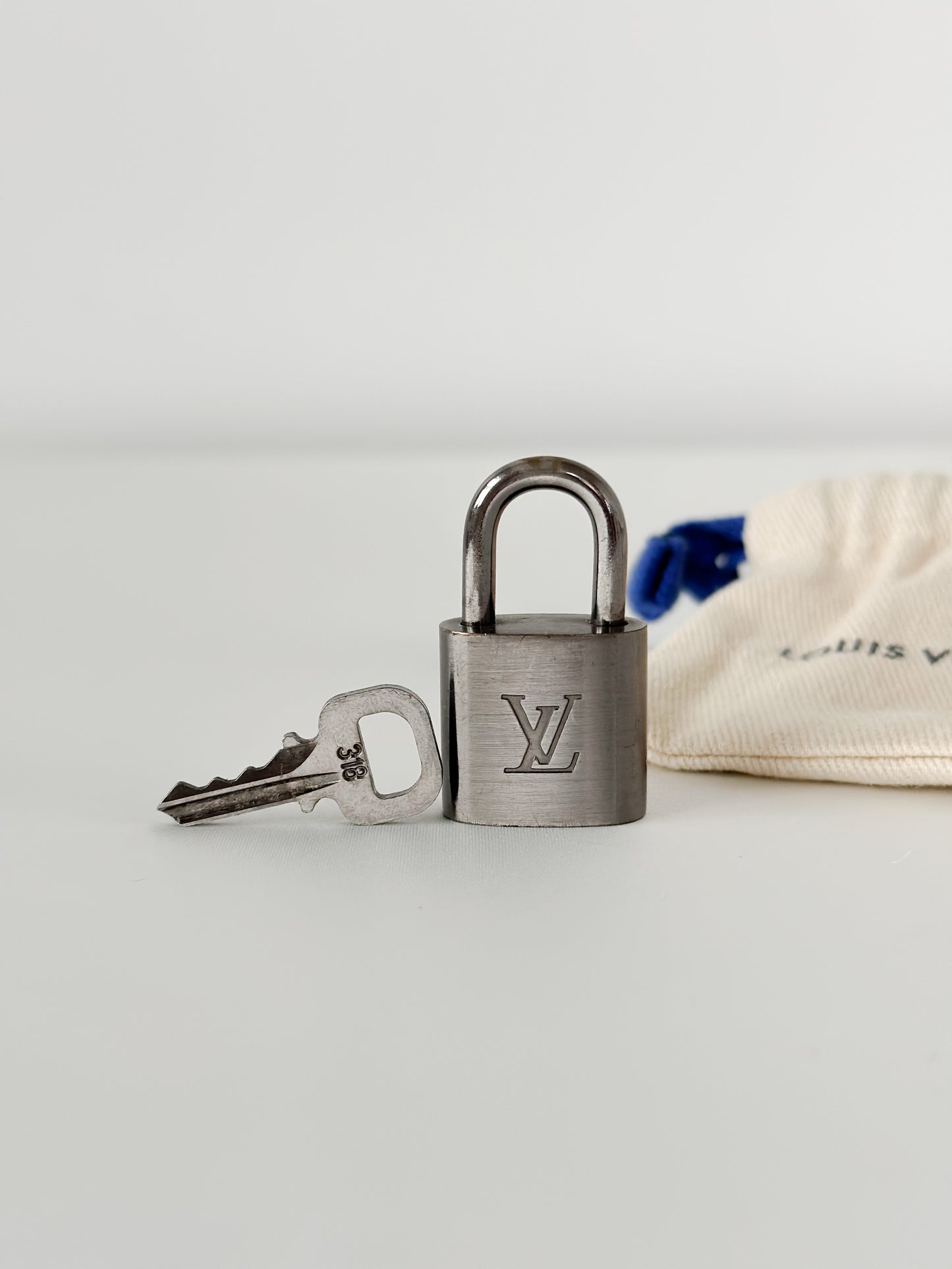 Louis Vuitton Brushed Titanium Padlock Set 318