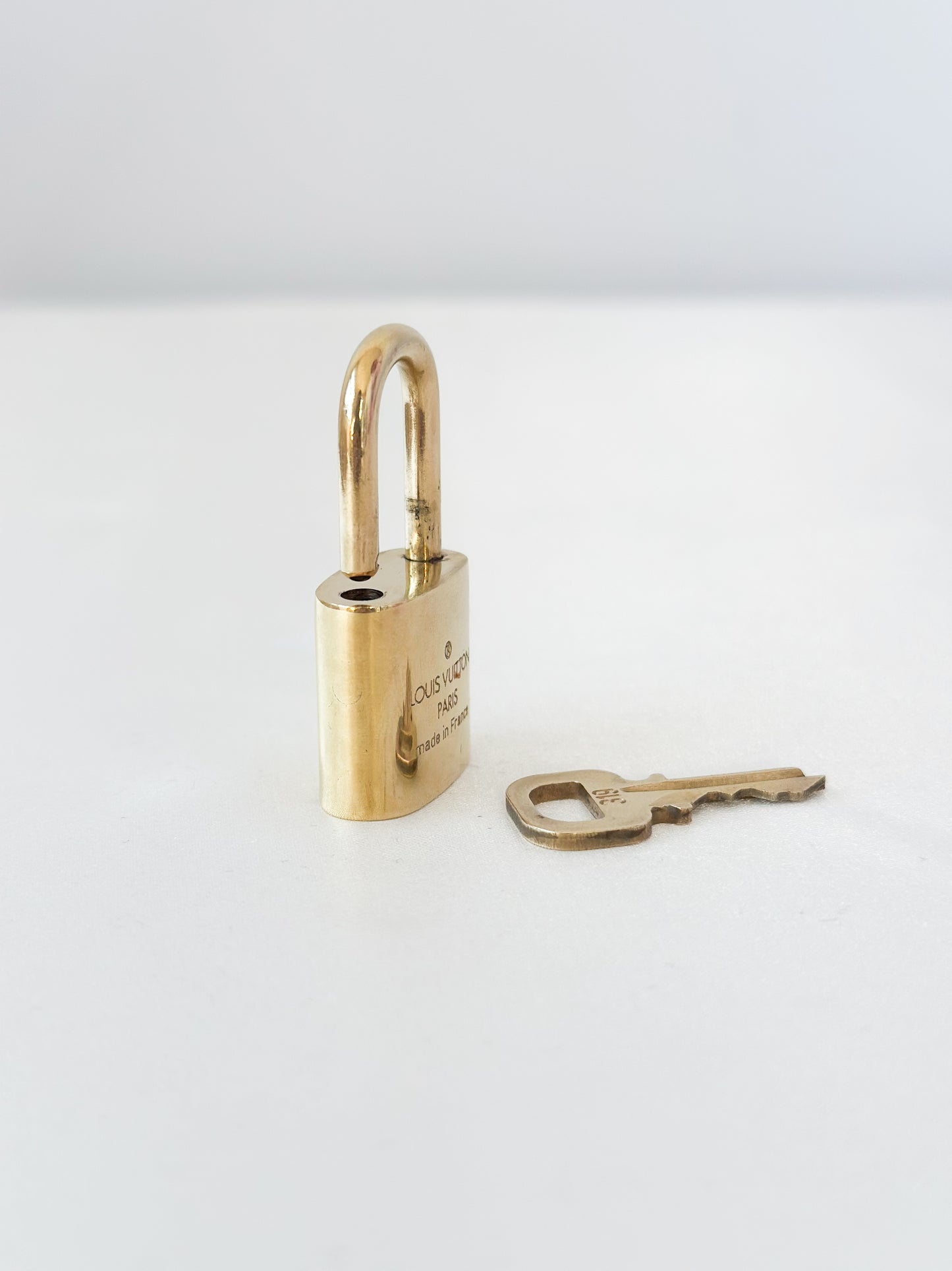 Louis Vuitton Padlock 319