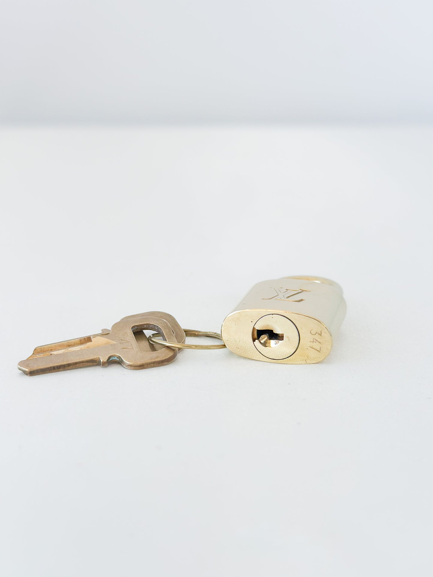 Louis Vuitton Padlock 347 - 2 Keys