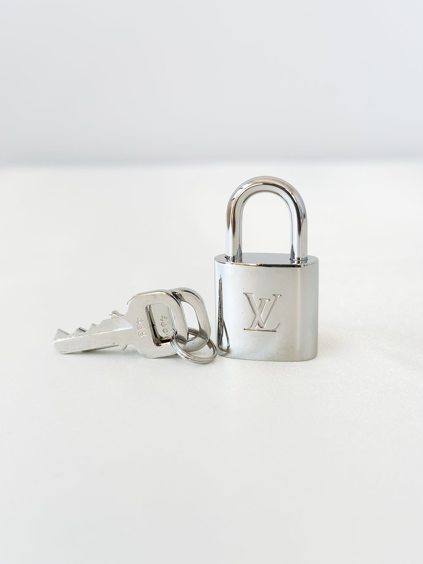 Louis Vuitton Silver Padlock 438