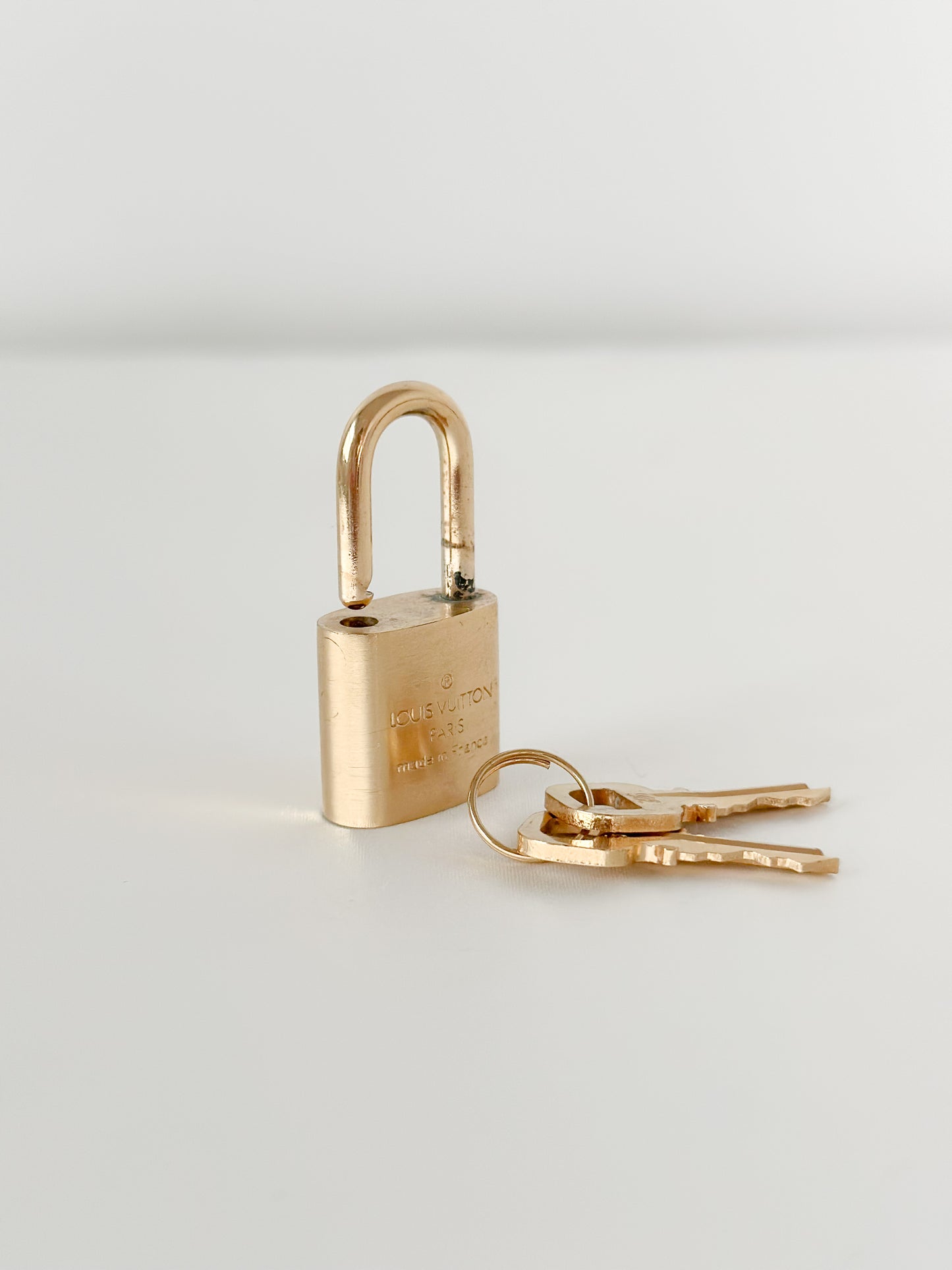 Louis Vuitton Brushed Brass Padlock Set 306