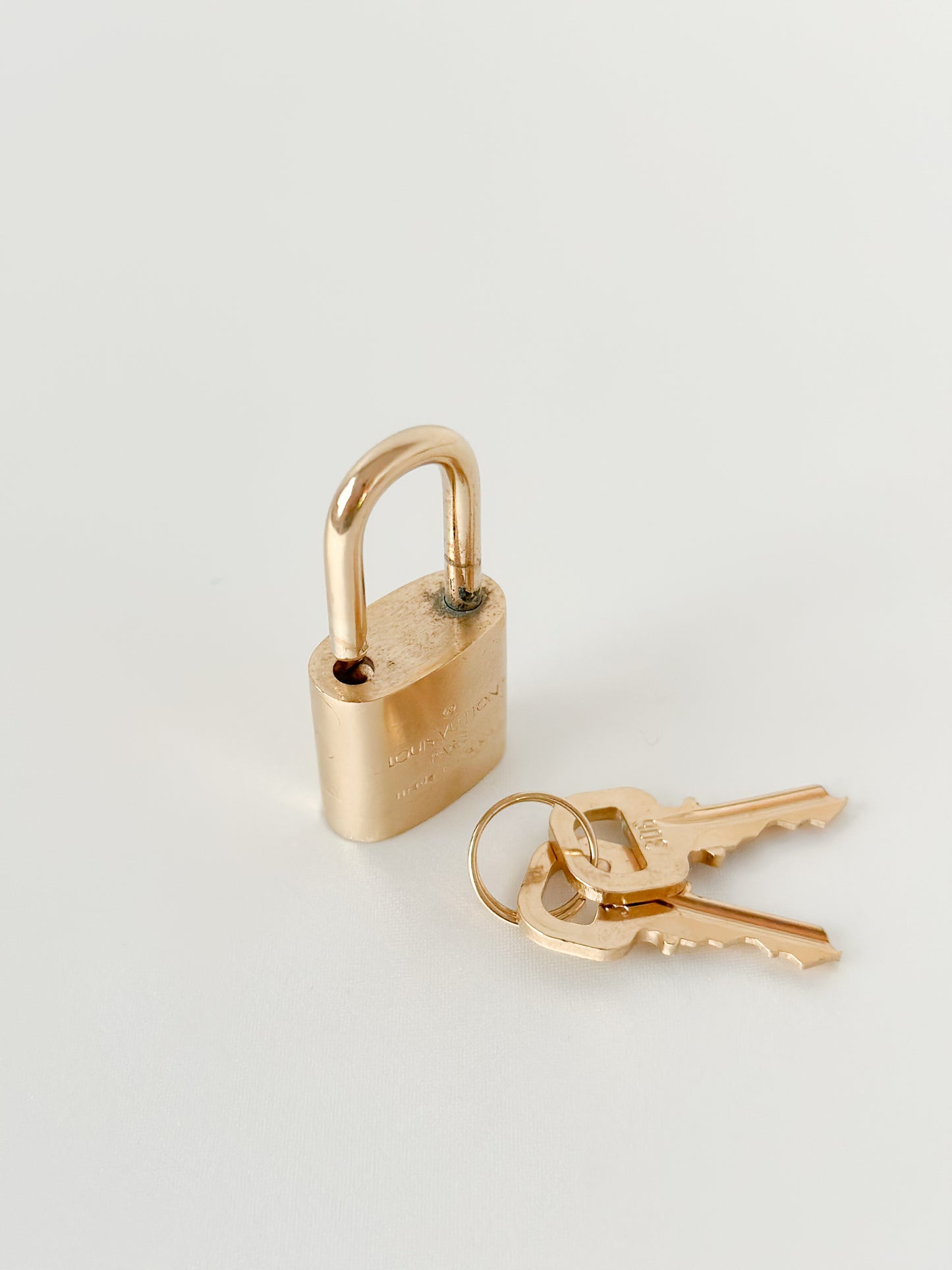 Louis Vuitton Brushed Brass Padlock Set 306