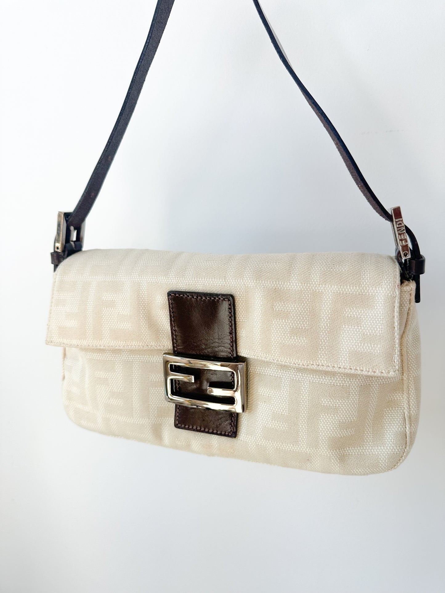 Fendi Baguette Bag - Beige