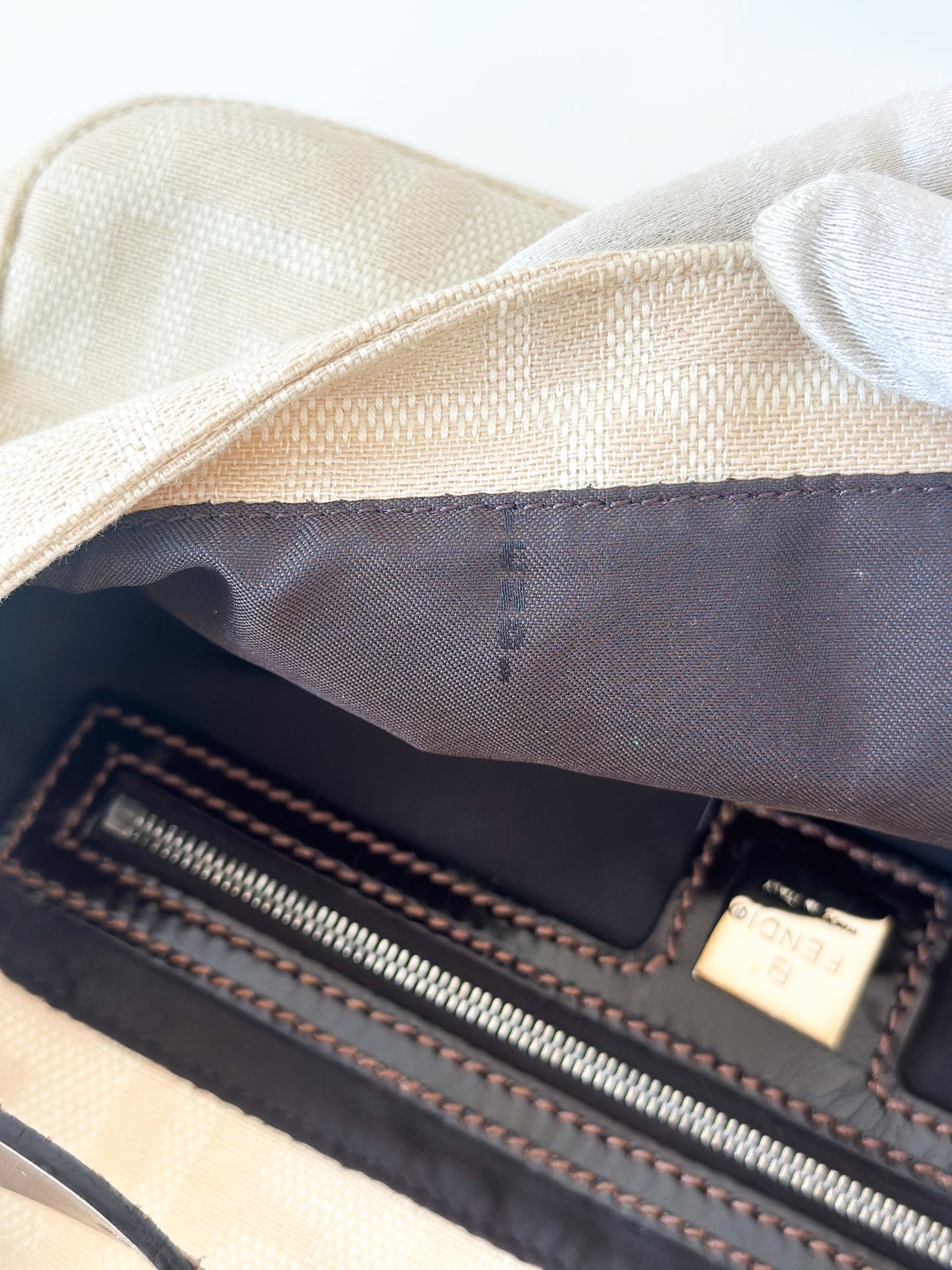 Fendi Baguette Bag - Beige