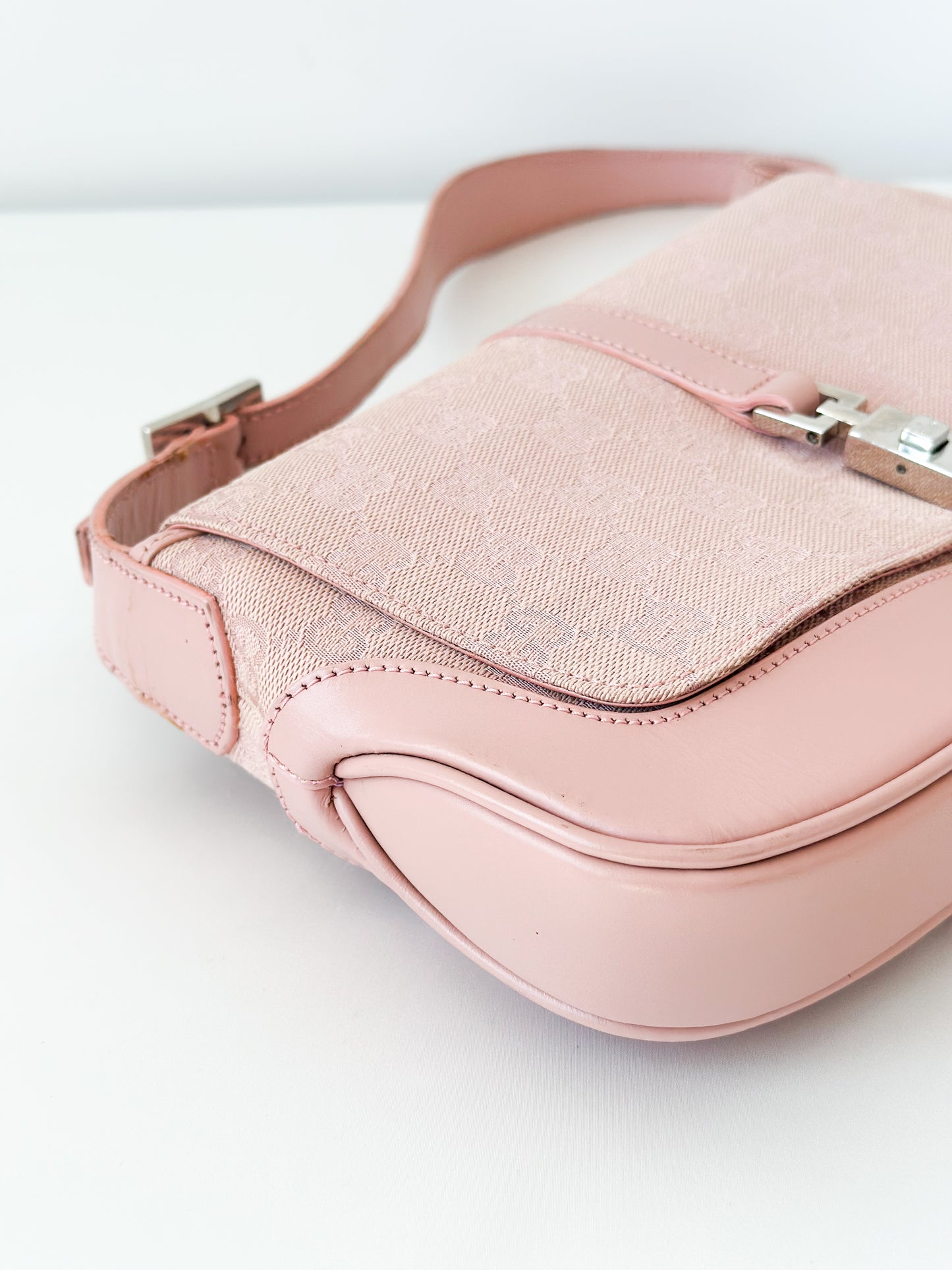 Gucci Jackie Monogram Flap Shoulder Bag - Pink