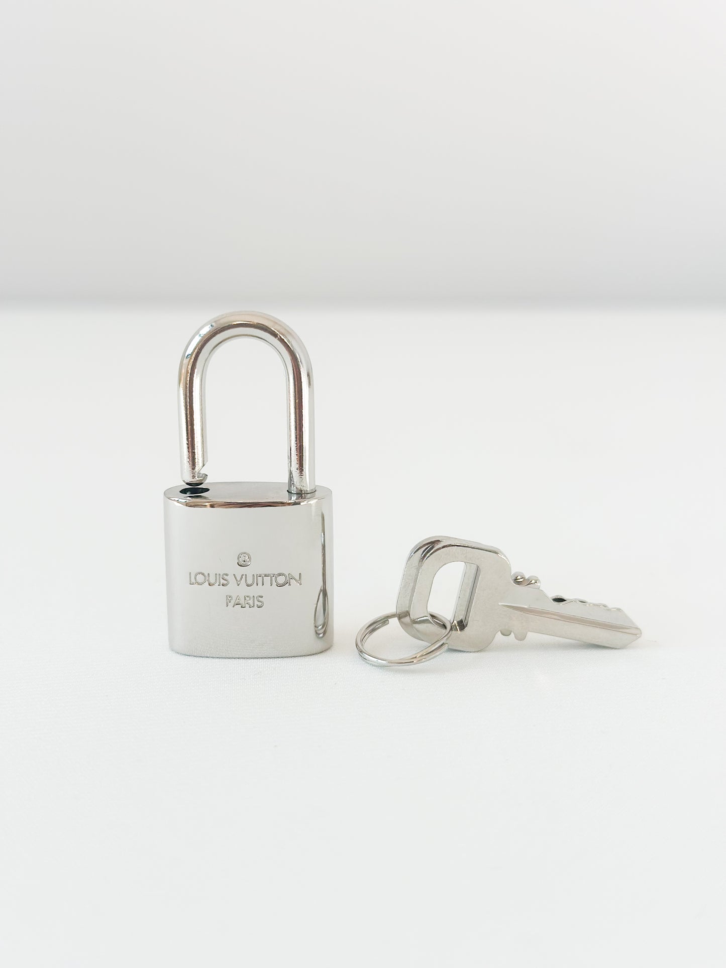 Louis Vuitton Silver Padlock 308 - 2 Keys