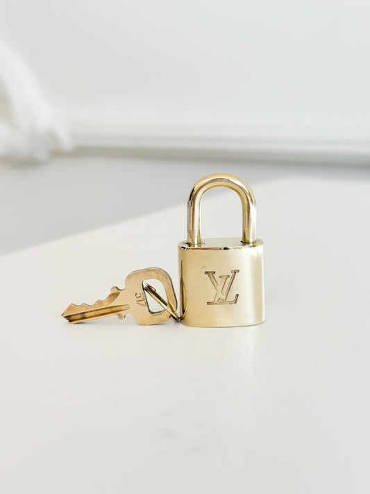 Louis Vuitton Padlock 317