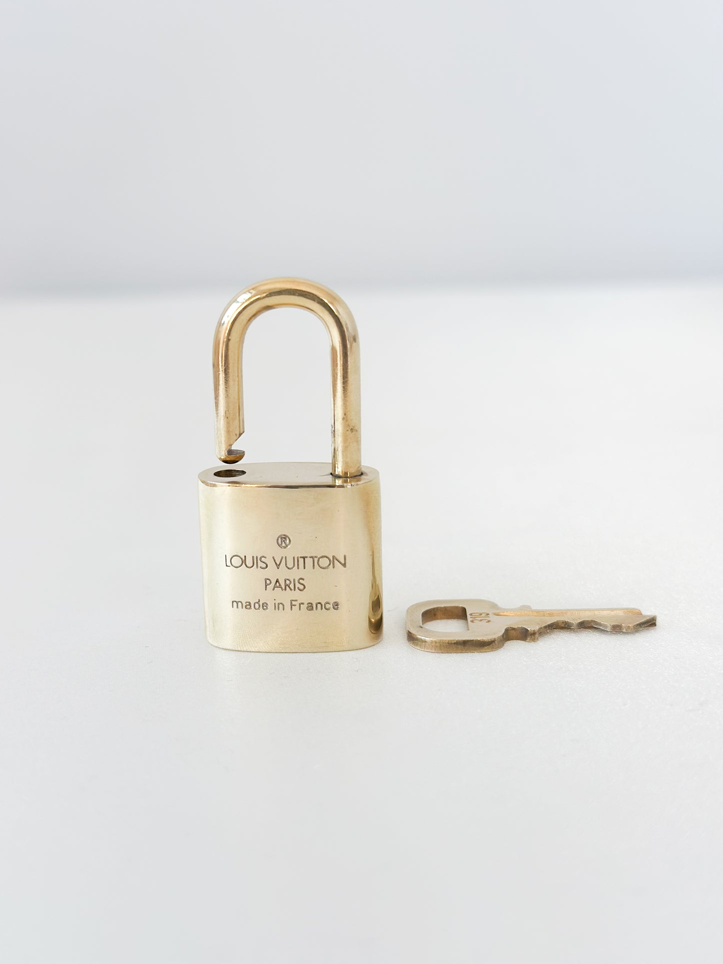 Louis Vuitton Padlock 319
