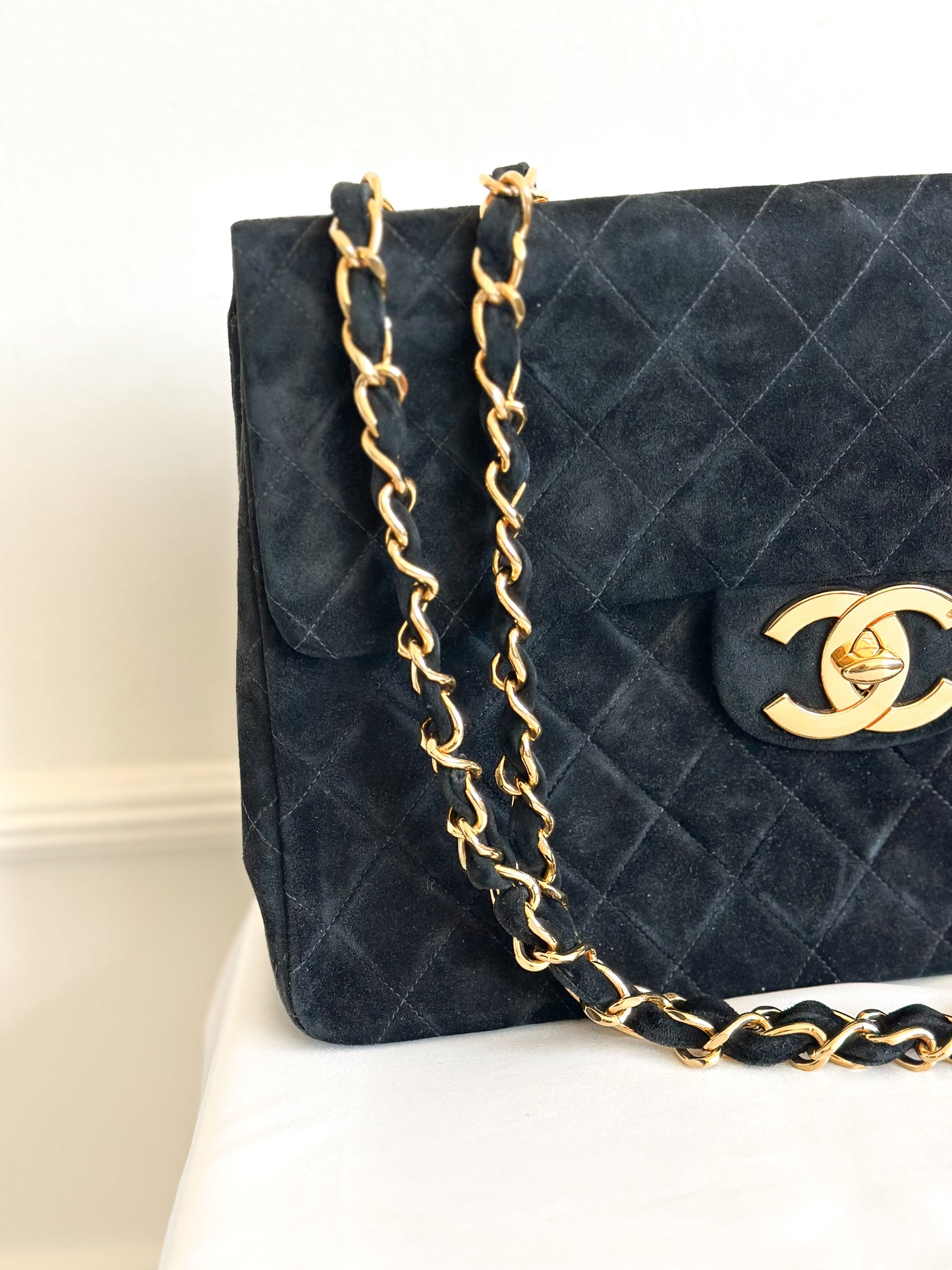 Chanel 1992 Vintage Jumbo XL Single Flap Bag 24k Gold