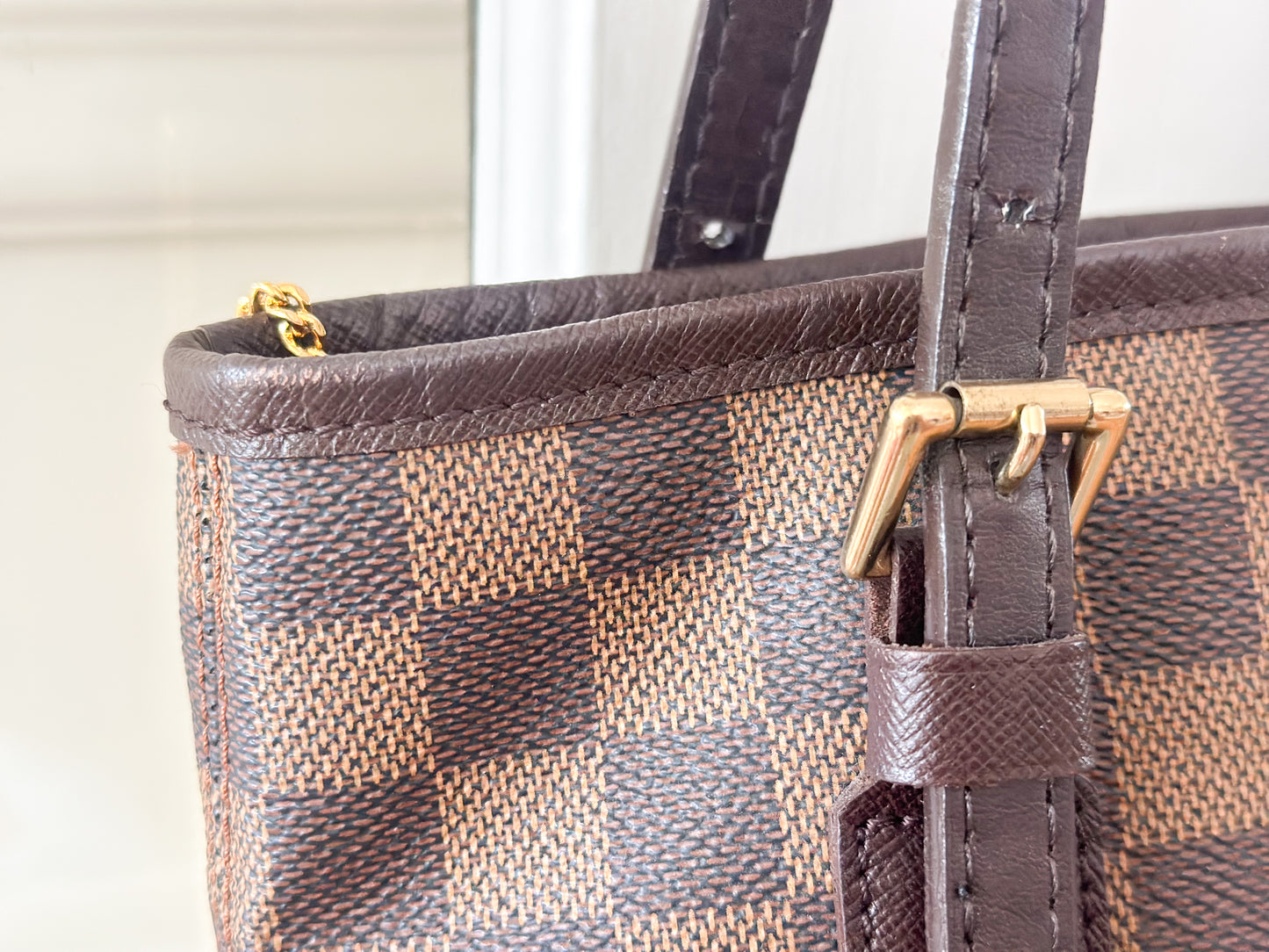 Vintage Louis Vuitton Damier Ebene Marais Bucket Shoulder Bag