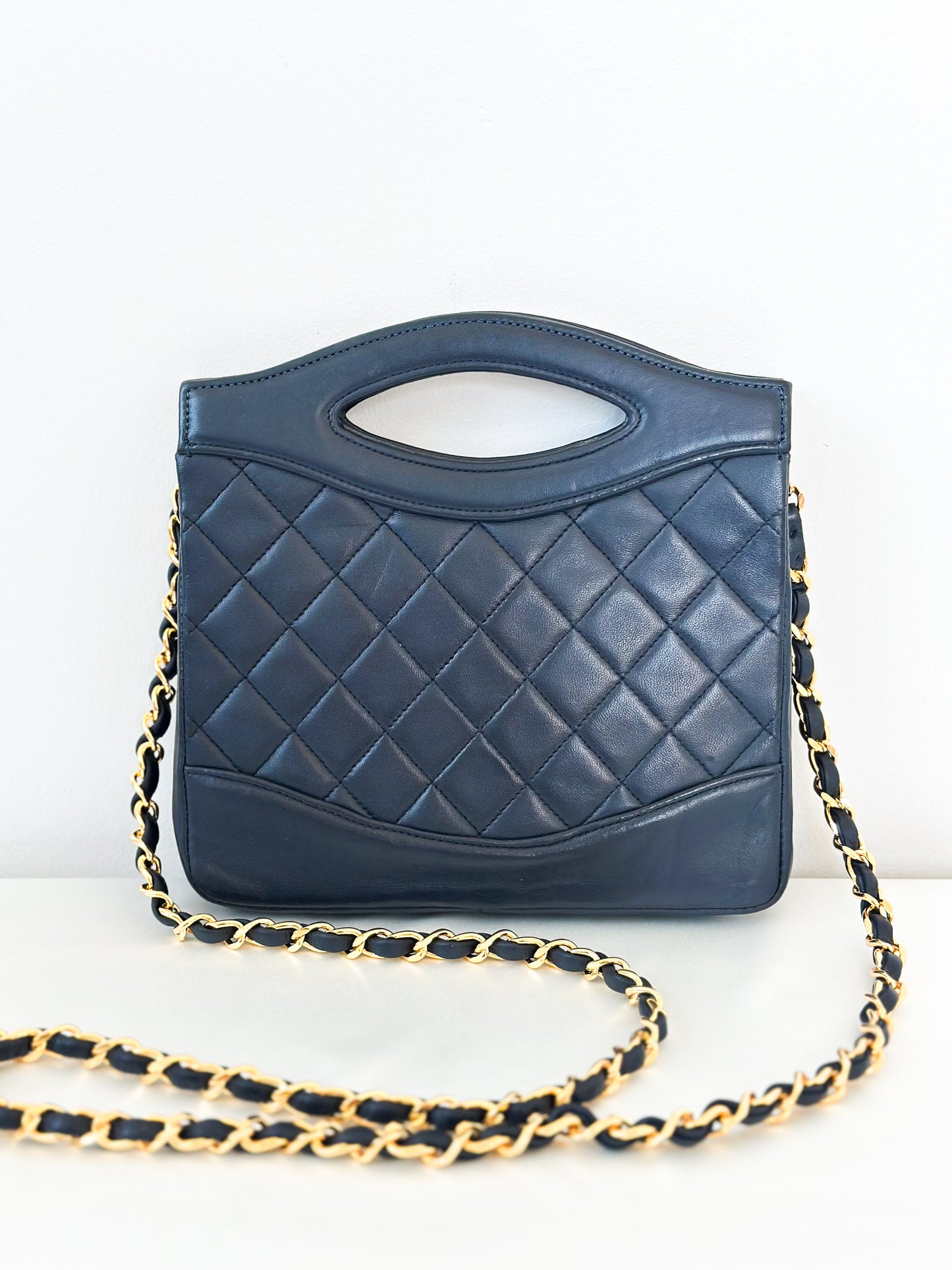 Vintage Chanel 31 Quilted Lambskin Small Shoulder Bag – Navy with Gold Hardware
