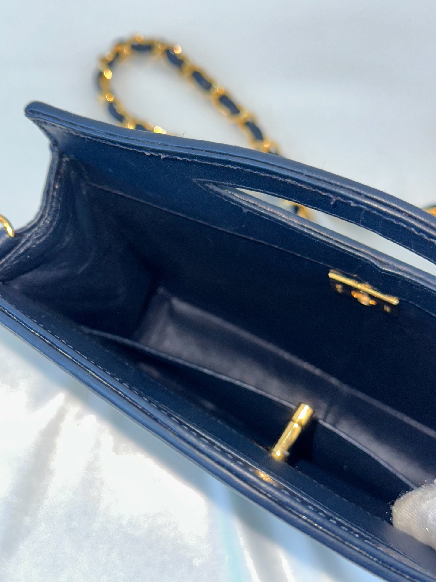 Vintage Chanel 31 Quilted Lambskin Small Shoulder Bag – Navy with Gold Hardware