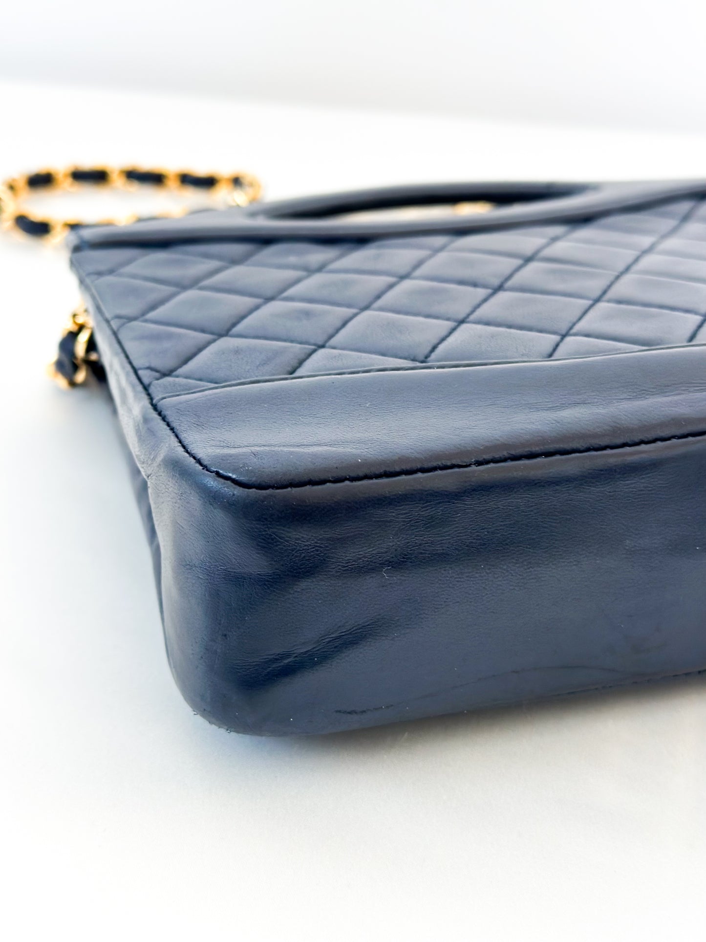 Vintage Chanel 31 Quilted Lambskin Small Shoulder Bag – Navy with Gold Hardware
