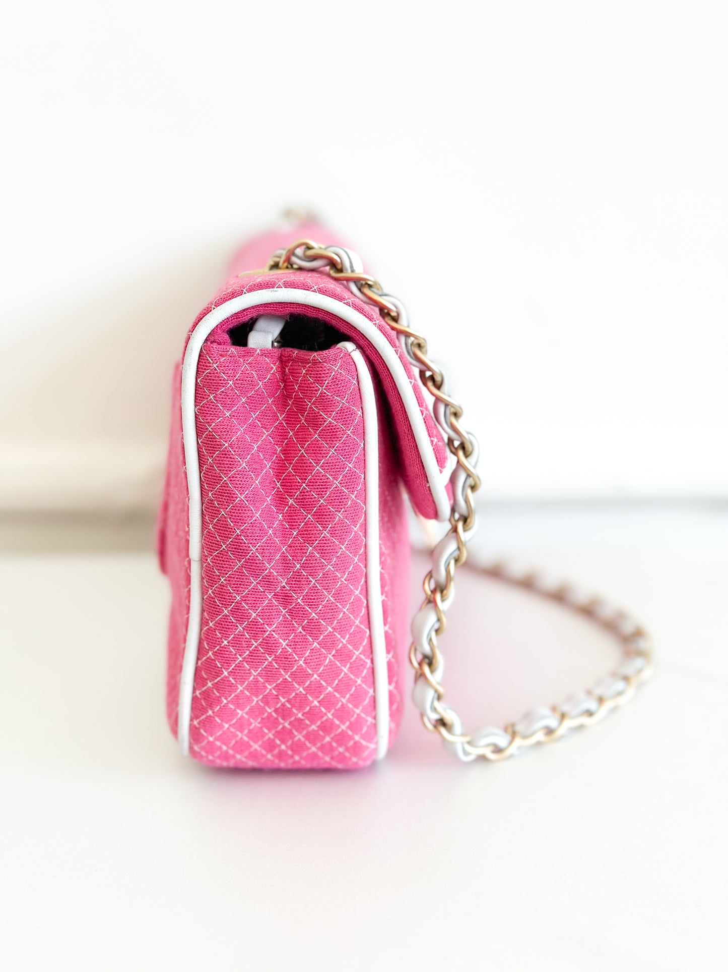 2002 Vintage Chanel Pink Knit Flap Shoulder Bag