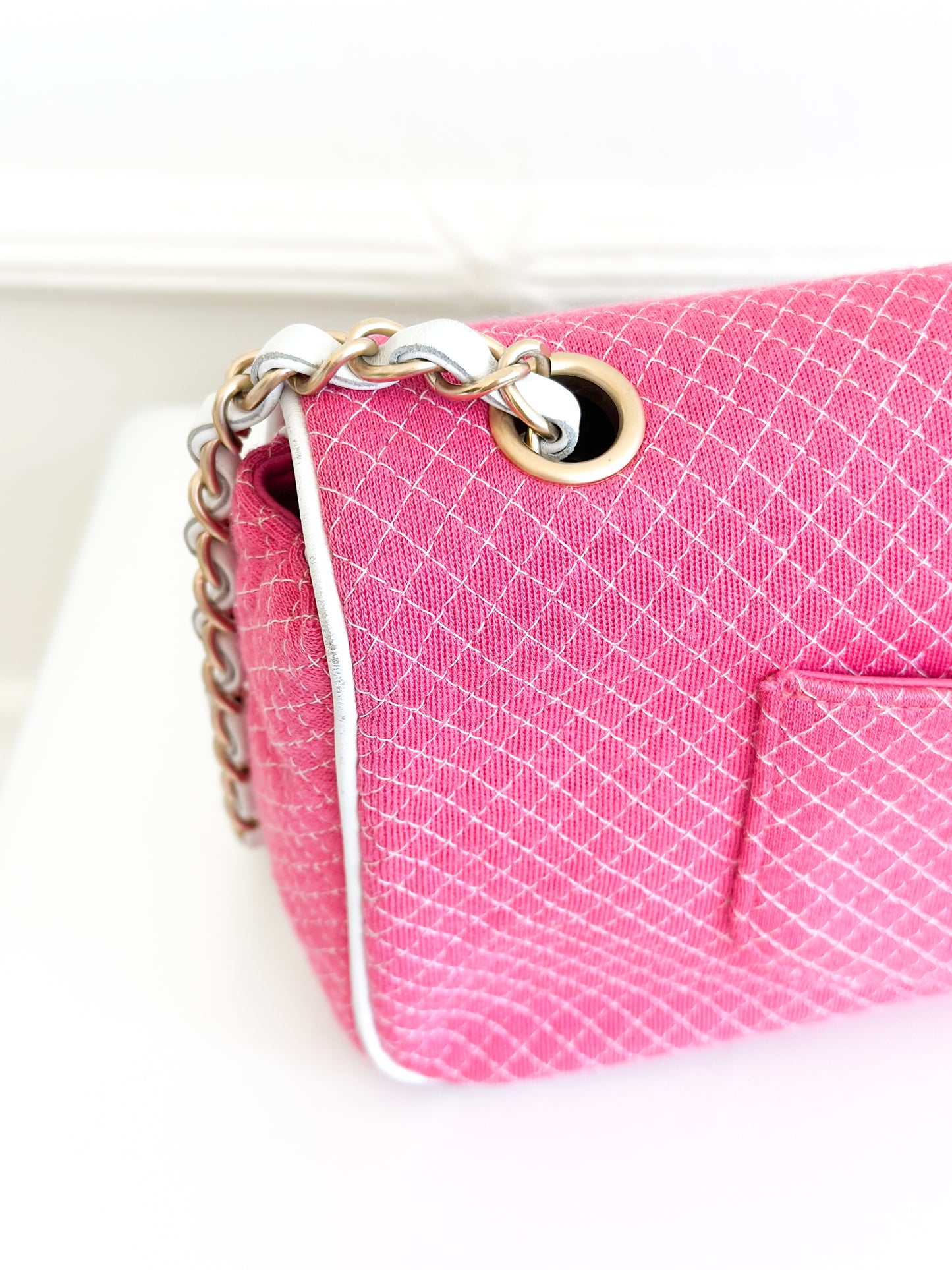 2002 Vintage Chanel Pink Knit Flap Shoulder Bag
