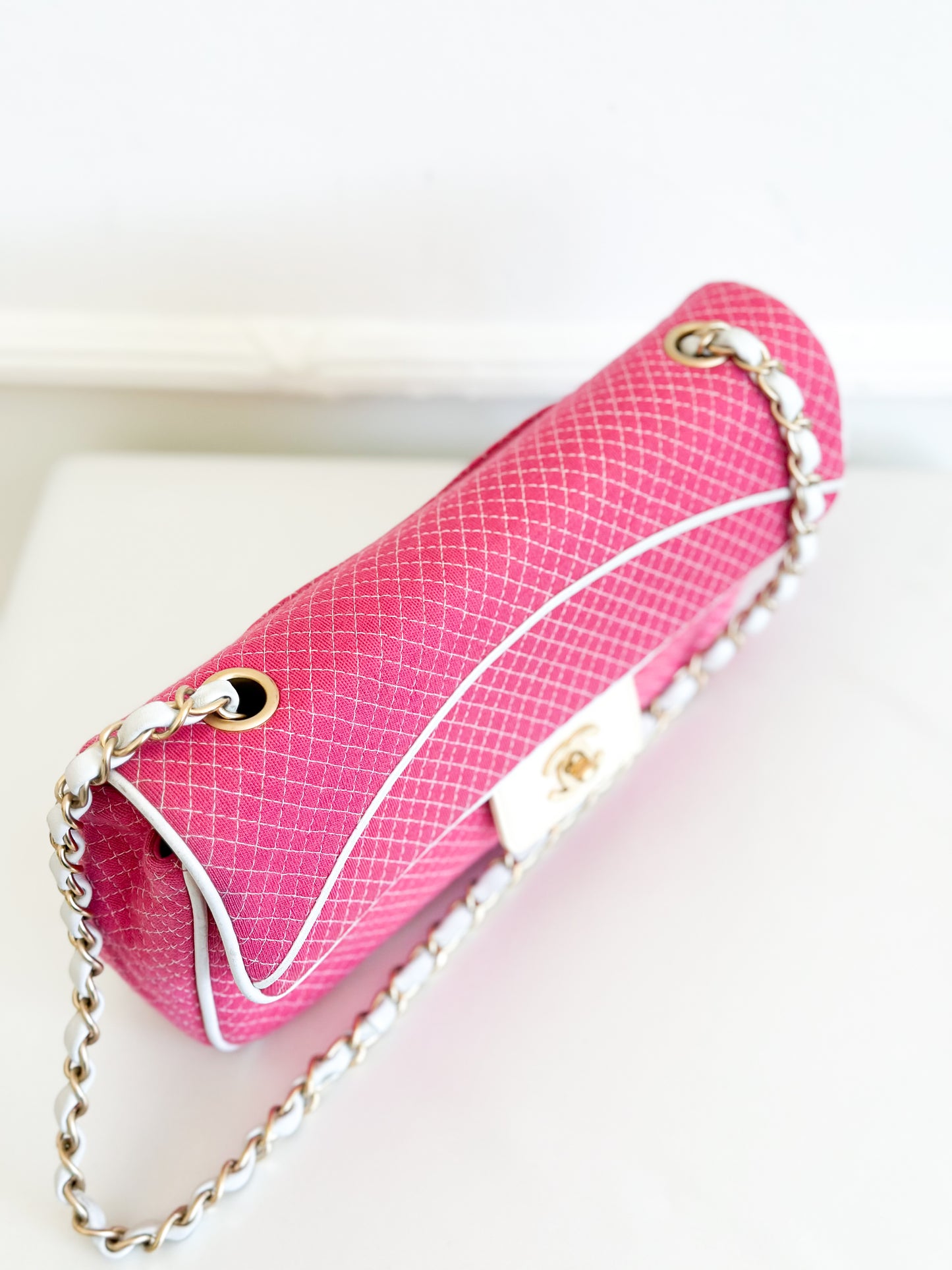 2002 Vintage Chanel Pink Knit Flap Shoulder Bag