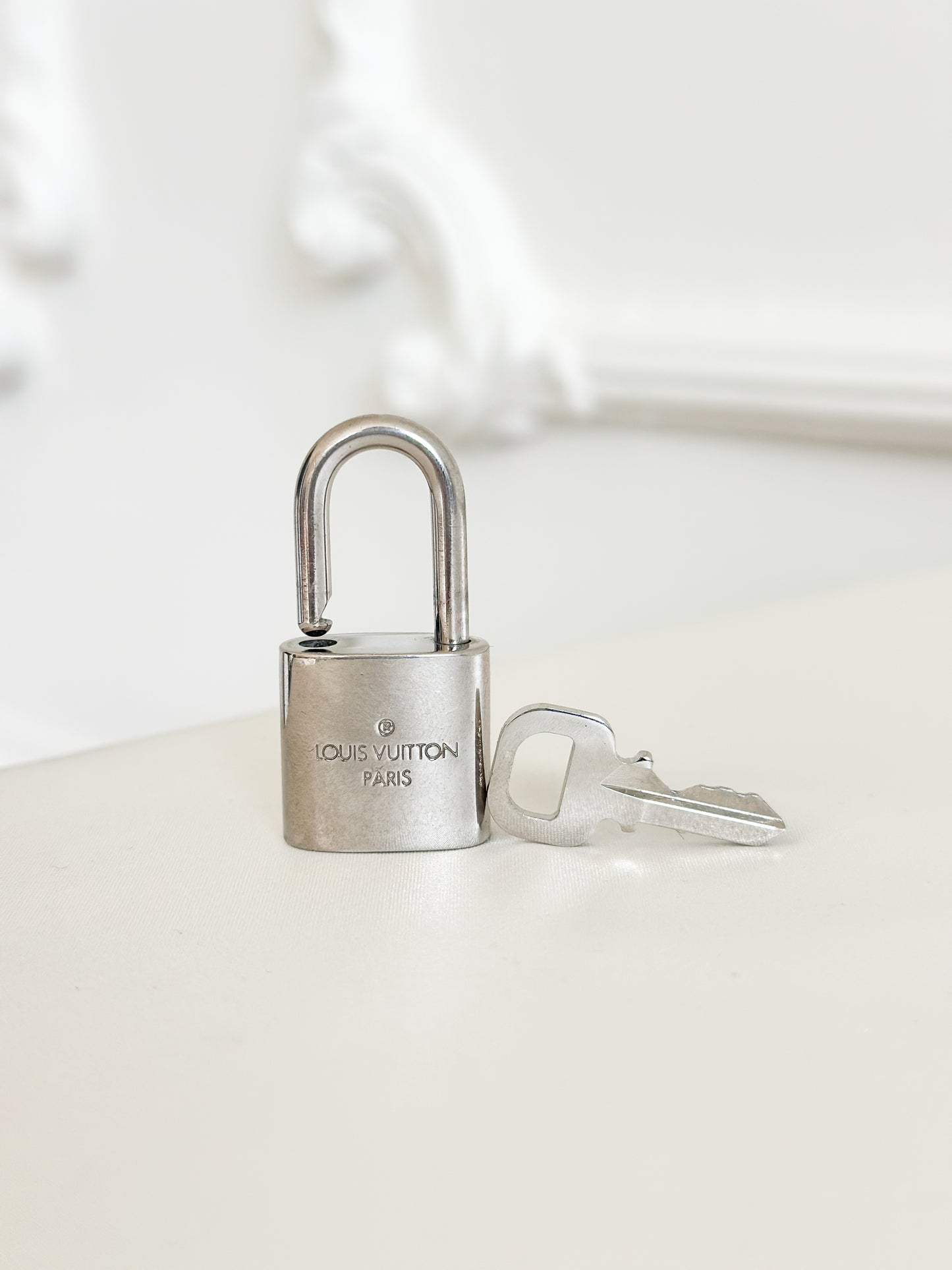 Louis Vuitton Silver Padlock Set 311