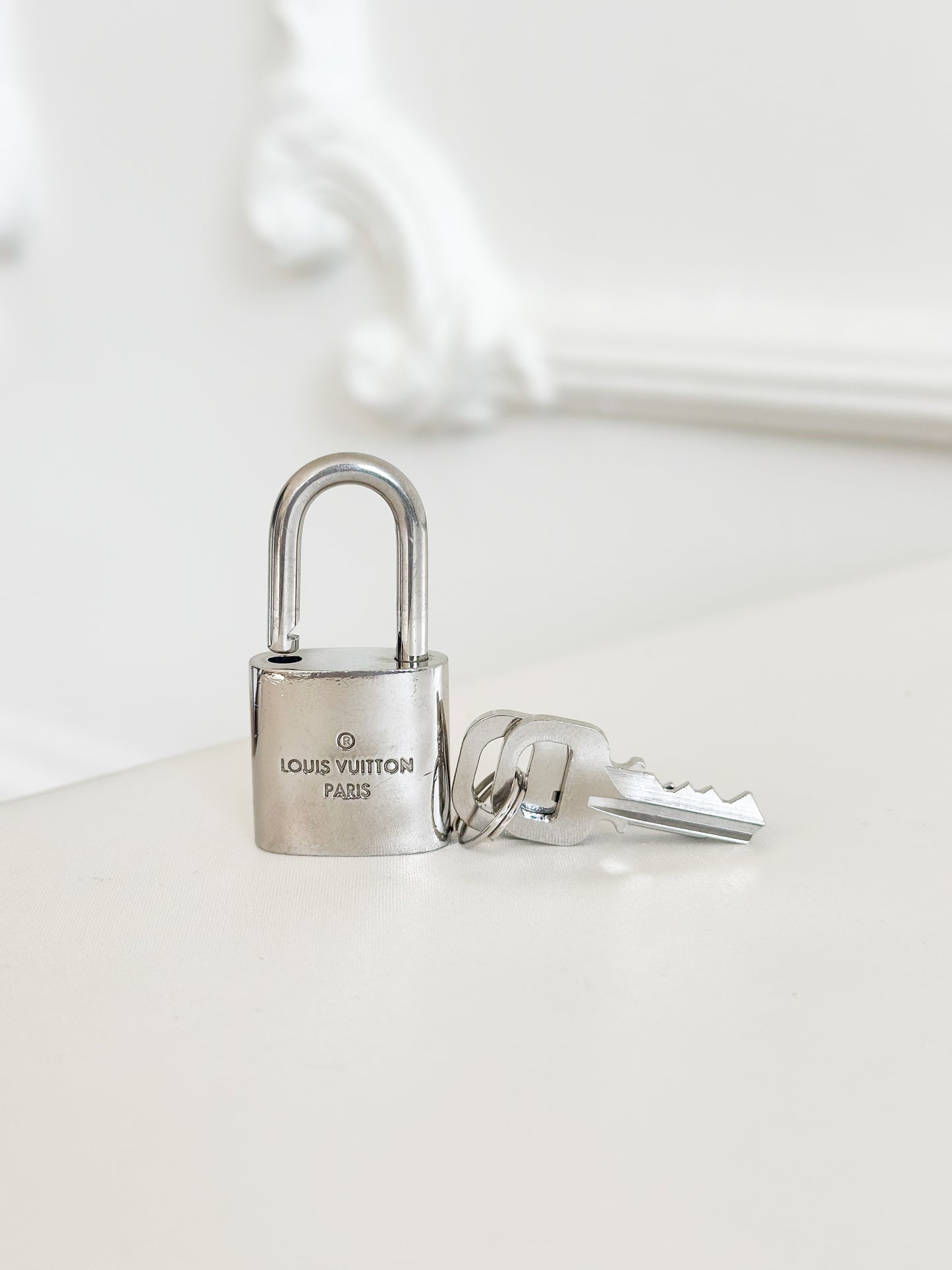 Louis Vuitton Silver Padlock 440 - 2 Keys